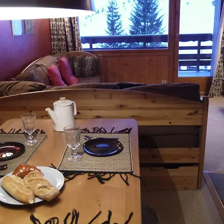 Bel T2 Avec Balcon Proche Pistes Et Commerces A - Fr-1-355-70